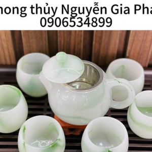 Bộ bình trà ngọc bích