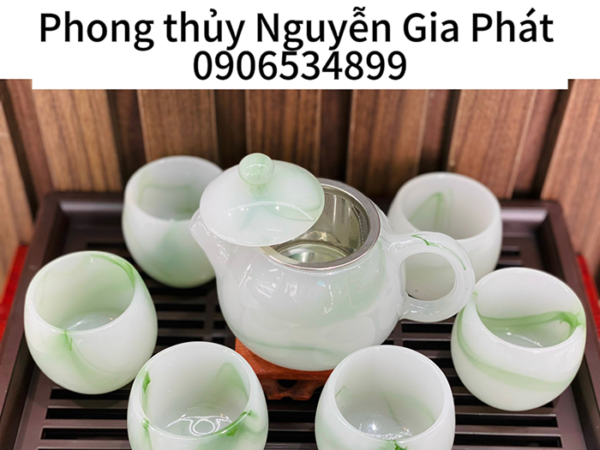 Bộ bình trà ngọc bích